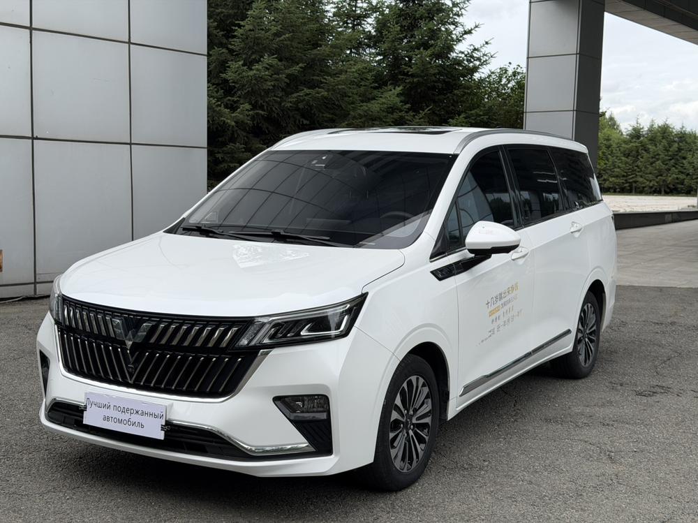 Wuling Wuling Jiachen 2022 1.5T CVT exclusive flagship model
