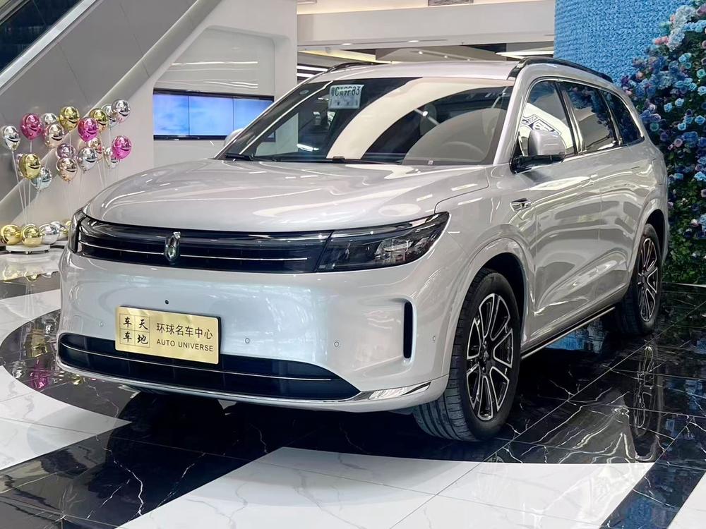 Cyrus_Automobiles Wenjie M7 2024 Pro five-seater four-wheel drive smart driving version