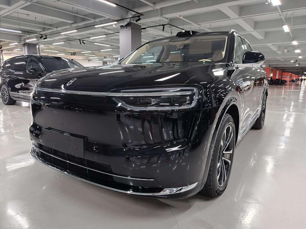 Cyrus_Automobiles Wenjie M7 2026 extended range Max six-seater four-wheel drive version (896-line lidar)