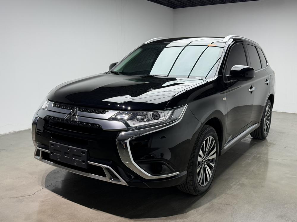 Mitsubishi Outlander 2021 2.0L 2WD Smooth Edition 5 seats