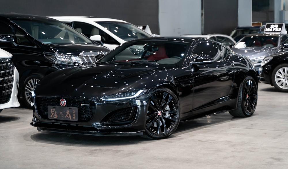 Jaguar Jaguar F-TYPE 2023 P300 hardtop version R-DYNAMIC BLACK