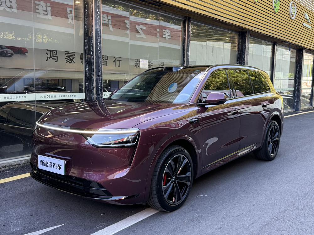 Cyrus_Automobiles Wenjie M8 2025 extended range Ultra five-seat four-wheel drive version (192-line lidar)