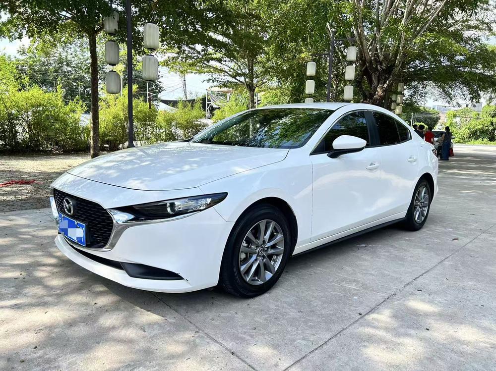 Mazda Mazda3 Angkesela 2021 1.5L automatic quality version