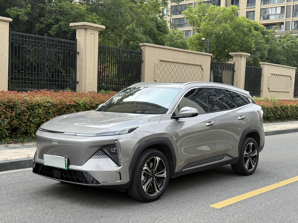 Geely Galaxy L7 2024 1.5T DHT 115km MAX Dragon Edition