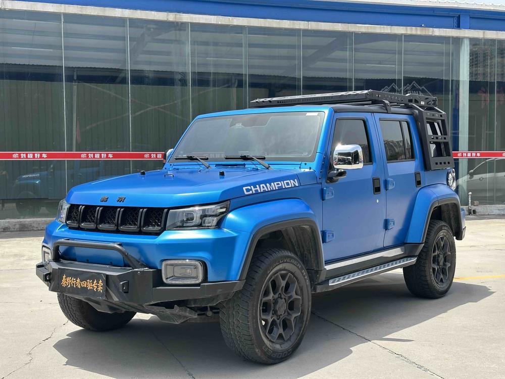 BAIC_Motor Beijing Off-Road BJ40 2019 PLUS 2.3T Automatic Four-wheel Drive Exclusive Edition National VI