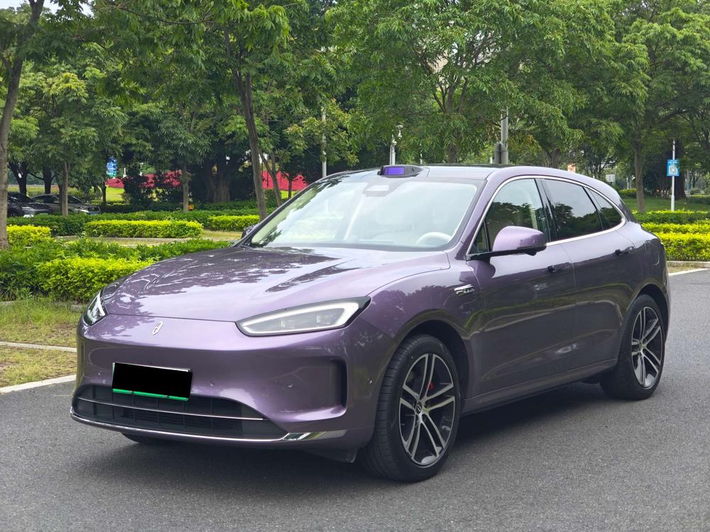 Cyrus_Automobiles Wenjie M5 2025 extended range Ultra four-wheel drive version