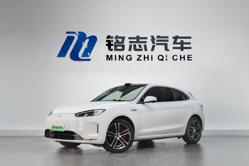 Cyrus_Automobiles Wenjie M5 2025 extended range Ultra four-wheel drive version