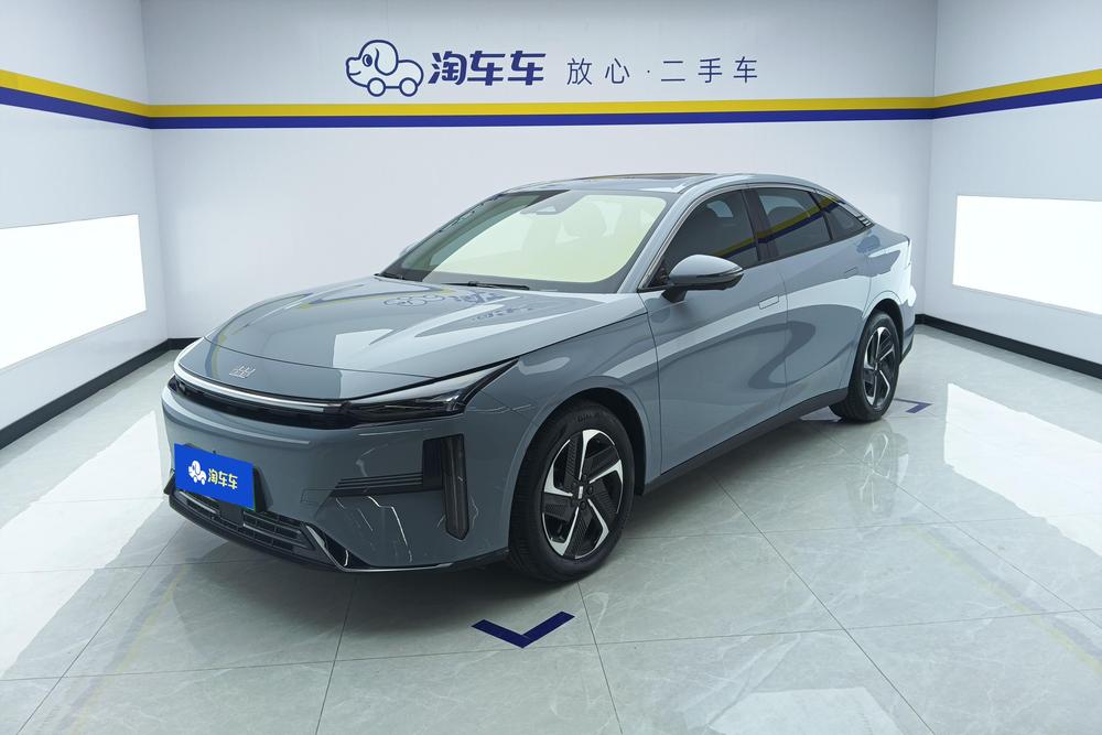 Geely Galaxy L6 2024 Dragon Edition 1.5T DHT 125km PLUS