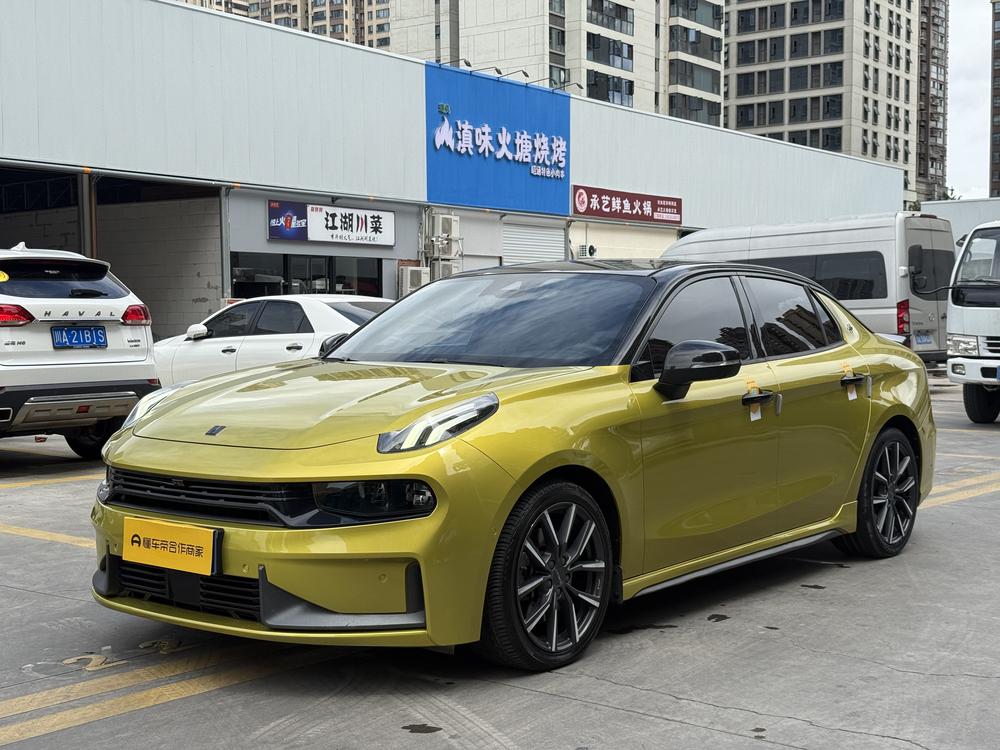 Lynk_&_Co Lynk & Co 03 2019 03+ 2.0TD Automatic Wind Control Edition