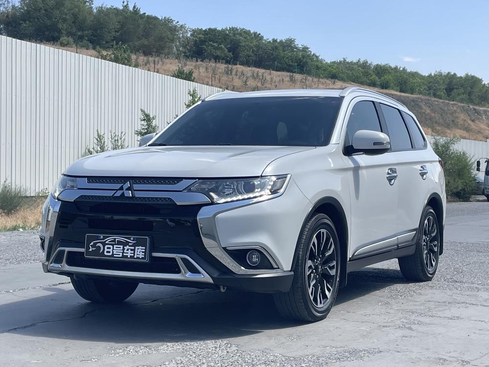 Mitsubishi Outlander 2018 2.0L 2WD Honor Edition 5 seats