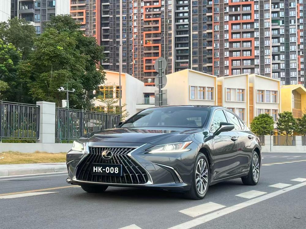 Lexus Lexus ES 2022 200 Deluxe Edition