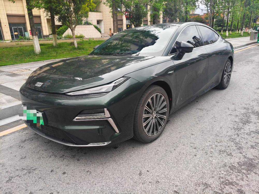 Geely Galaxy Star 8 PHEV 2025 model 130km EM-i flagship version