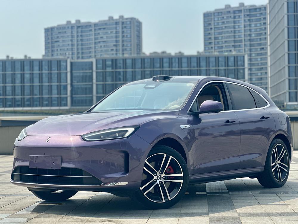 Cyrus_Automobiles Wenjie M5 2025 extended range Ultra four-wheel drive version