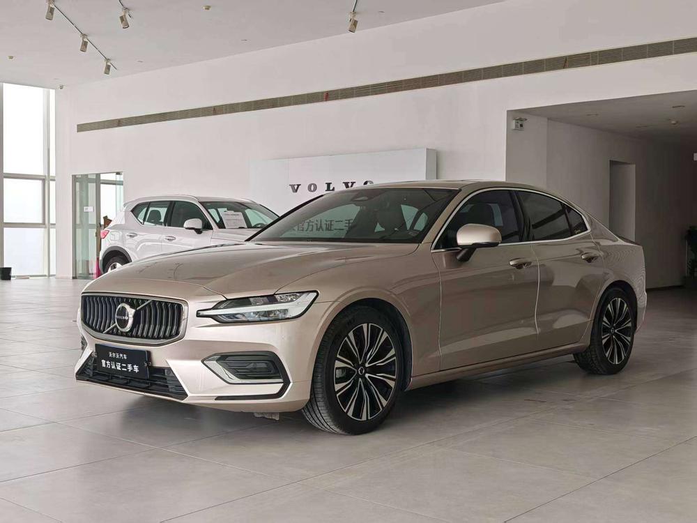 Volvo_Asia_Pacific Volvo S60 2024 B4 Zhiyuan Luxury Edition