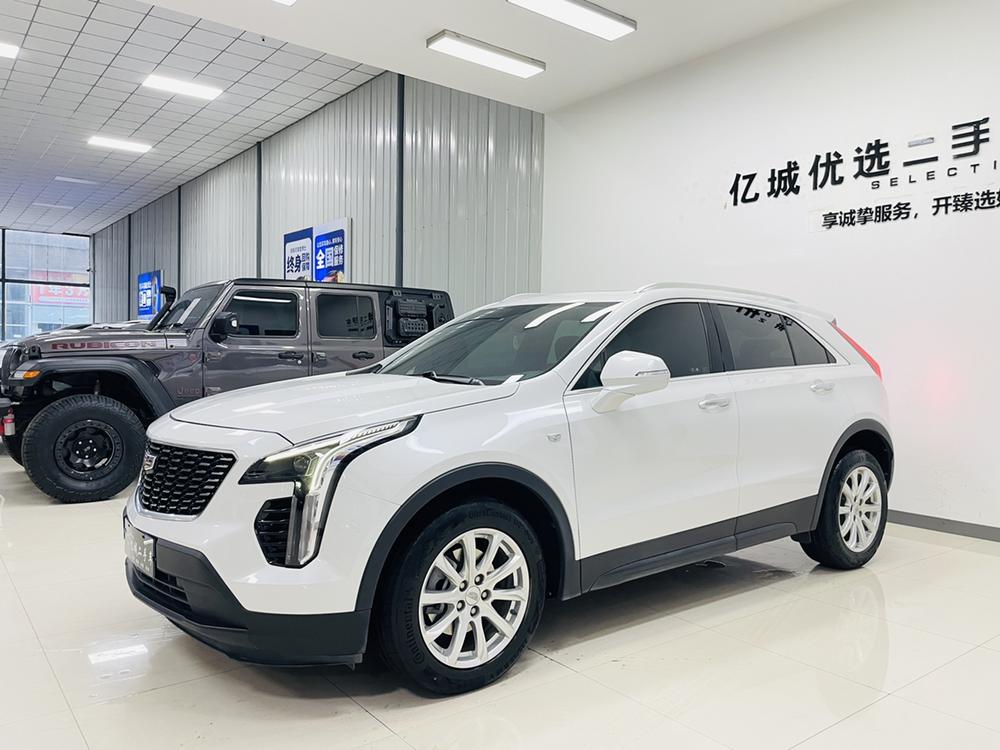 SAIC-GM_Cadillac Cadillac XT4 2023 28T two-wheel drive fashion model