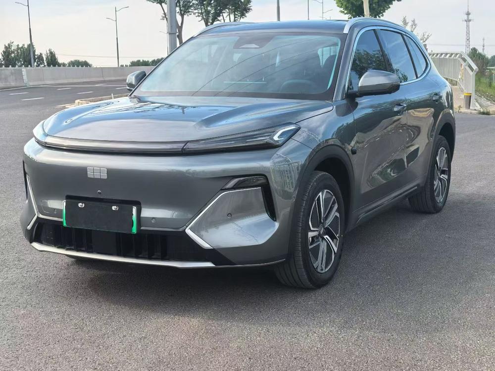 Geely Galaxy Starship 7 EM-i 2025 120KM Pilot Edition