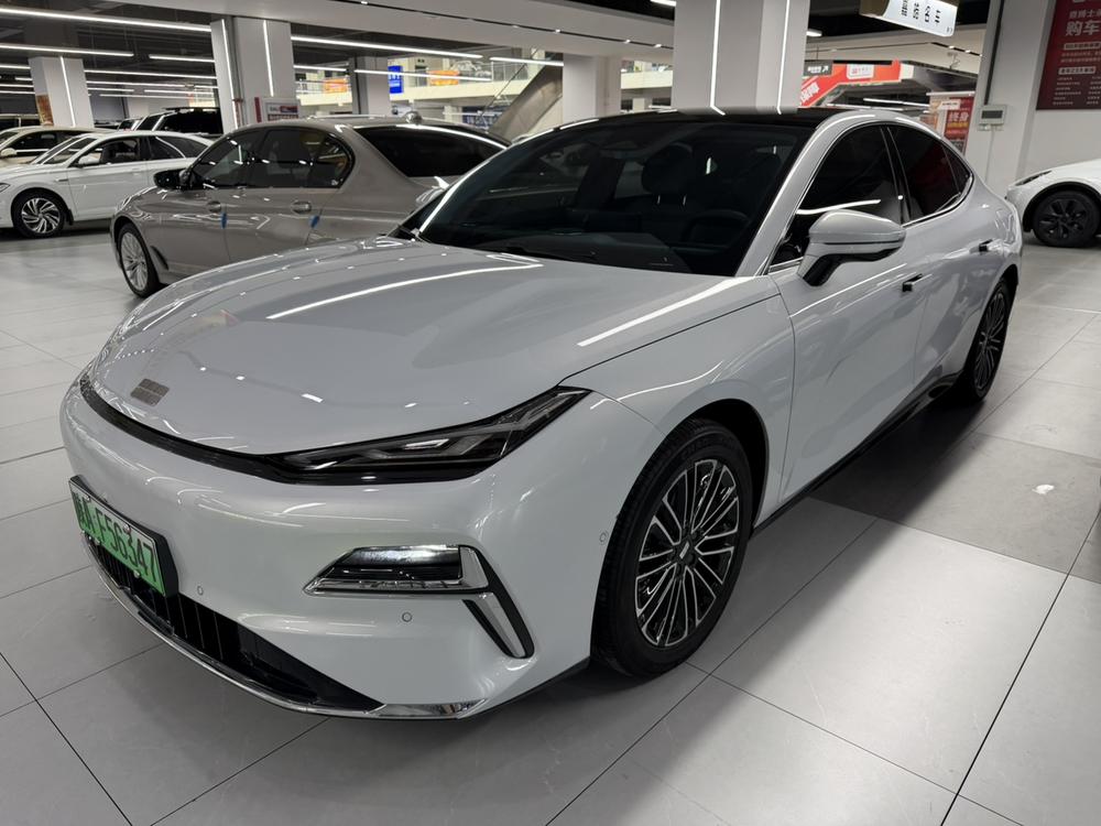 Geely Galaxy Star 8 PHEV 2025 130km EM-i Exclusive Edition