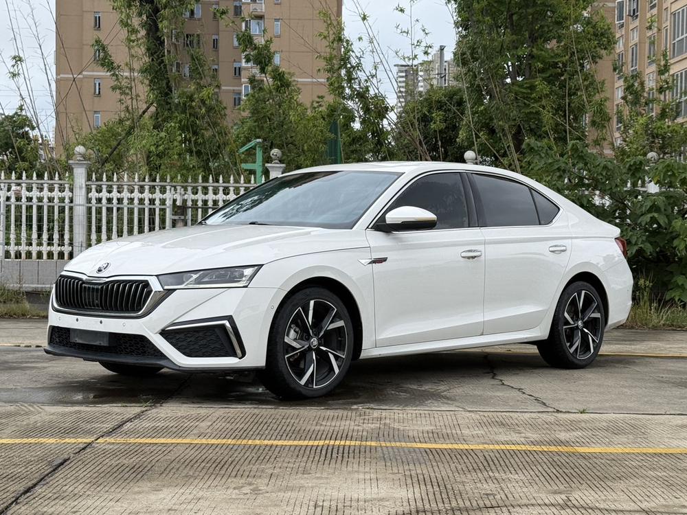 Skoda Octavia 2022 PRO TSI280 DSG Luxury Edition