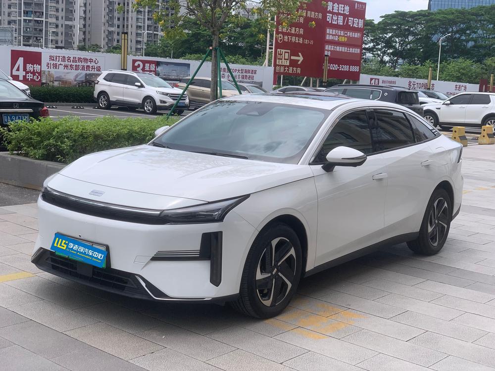 Geely Galaxy L6 2024 Dragon Edition 1.5T DHT 125km PLUS