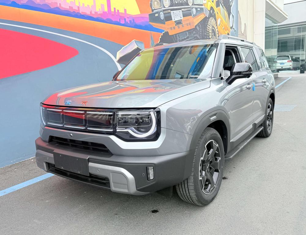 BAIC_Motor Beijing Off-Road BJ30 2024 1.5T DHT 4WD Magic Core Electric Drive Advanced Edition