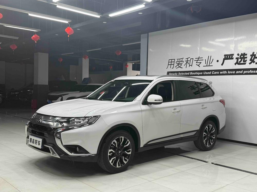 Mitsubishi Outlander 2019 2.0L 2WD Enjoyable Edition 5 seats National V