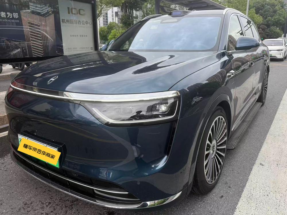 Cyrus_Automobiles Wenjie M8 2025 extended range Ultra five-seat four-wheel drive version (192-line lidar)