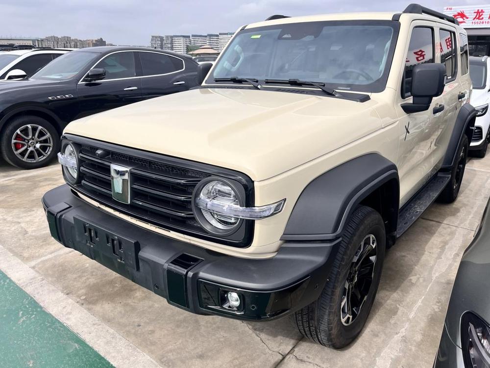 Great_Wall_Motors Tank 300 Hi4-T 2025 model 2.0T standard type 37.1kW·h
