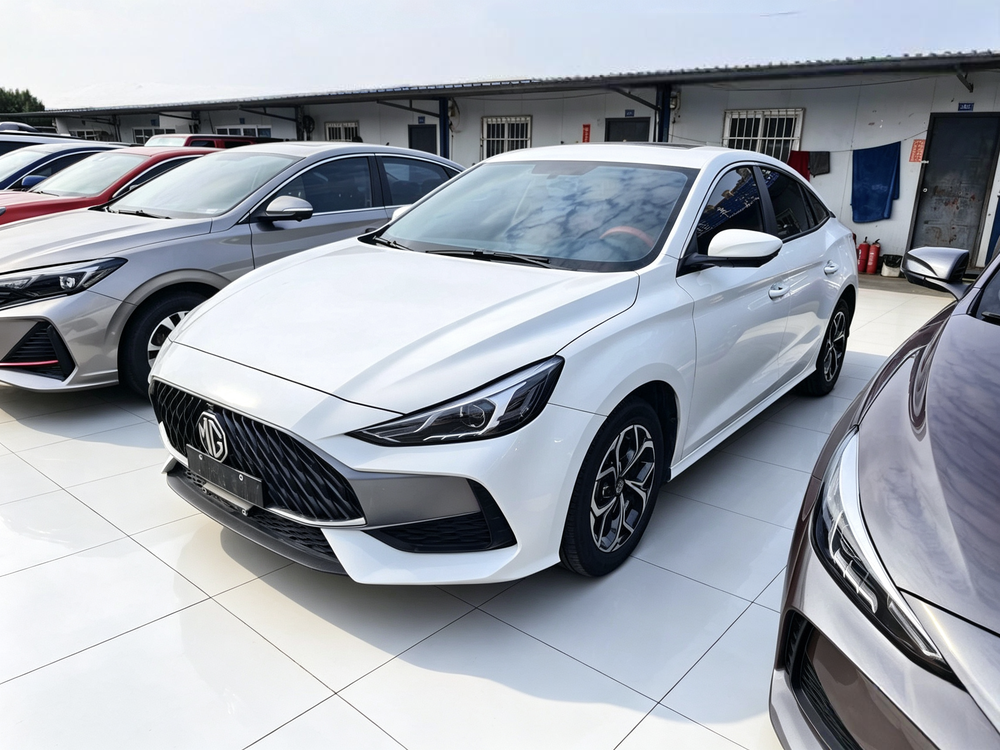 SAIC MG5 2023 180DVVT CVT Youth Fashion Edition
