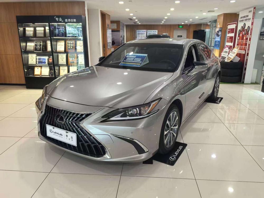 Lexus Lexus ES 2022 200 Excellence Edition