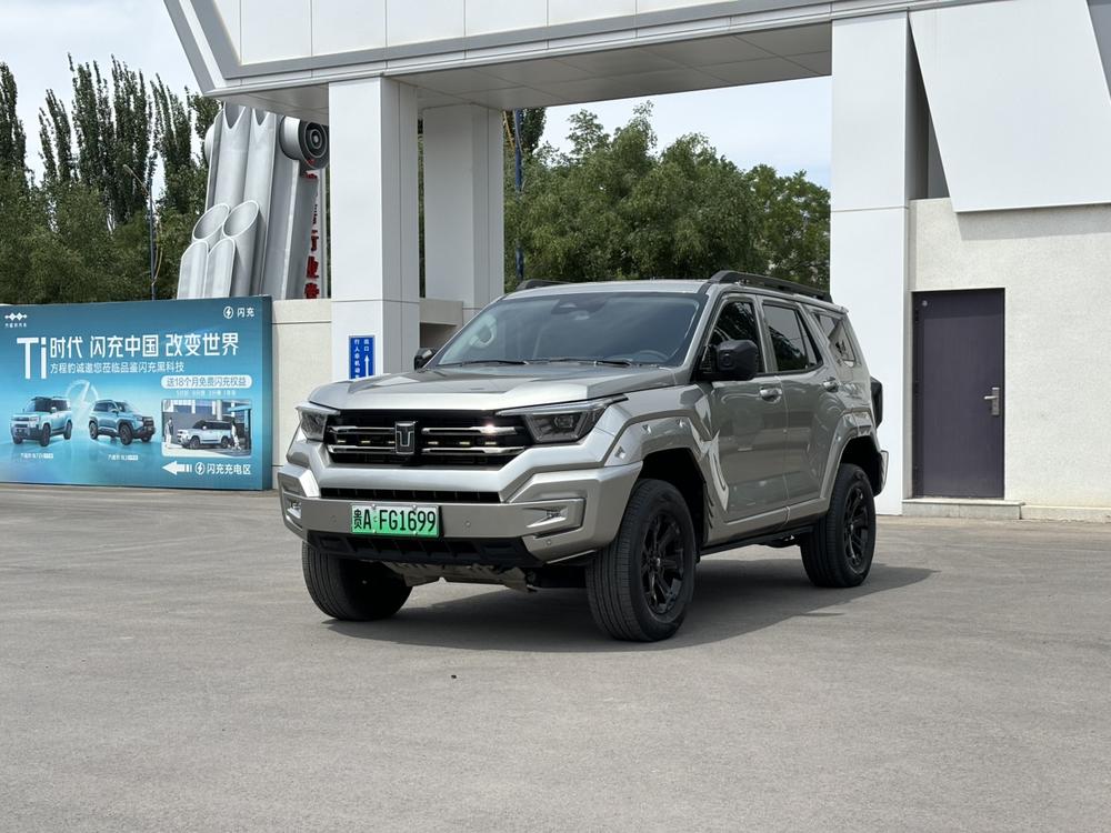 Great_Wall_Motors Tank 400 Hi4-T 2023 super version