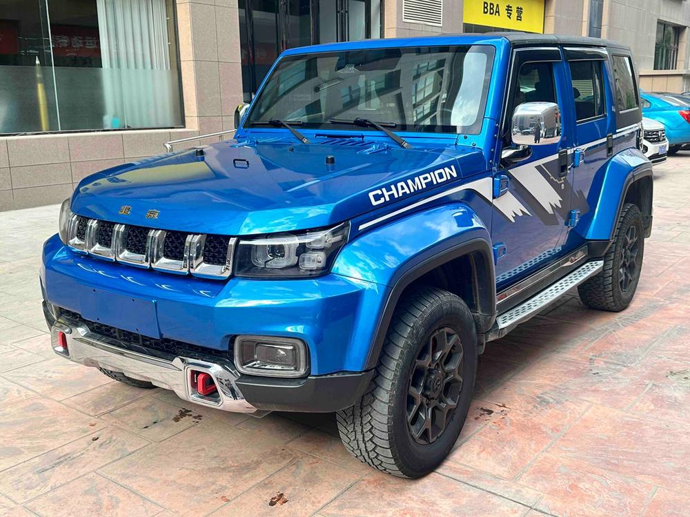 BAIC_Motor Beijing Off-Road BJ40 2018 PLUS 2.3T automatic four-wheel drive flagship version