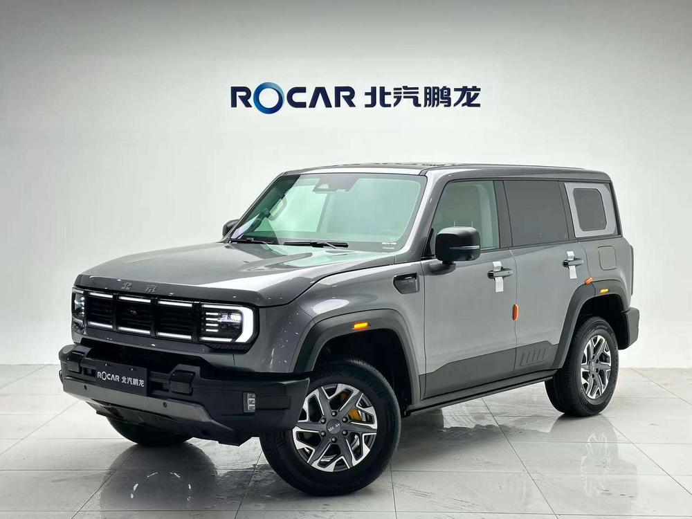 BAIC_Motor Beijing Off-Road BJ40 2024 City Hunter Edition 2.0T Automatic Four-wheel Drive Knight Type