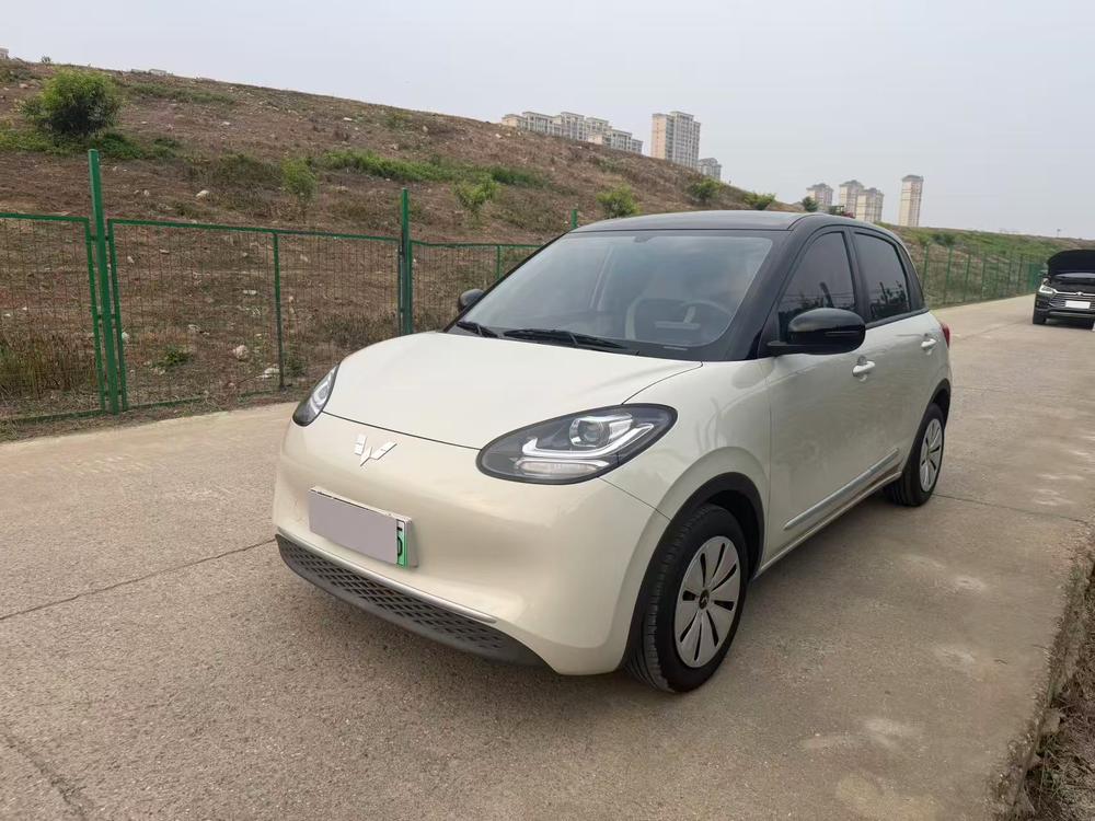 Wuling Wuling Bingo 2023 model 203KM Comfort model