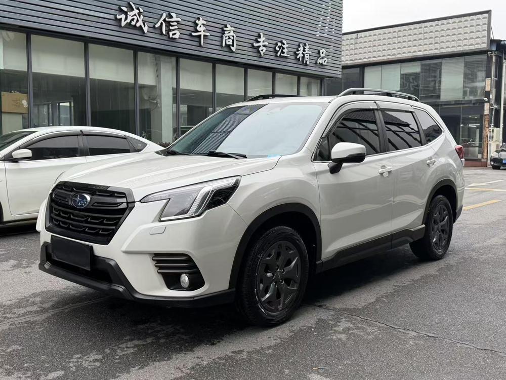 Subaru FORESTER 2022 2.0i AWD Deluxe Edition EyeSight