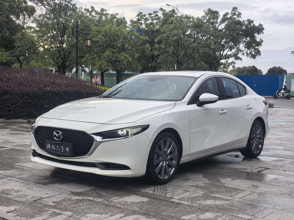 Mazda Mazda3 Angkesela 2022 2.0L Automatic Premium Edition