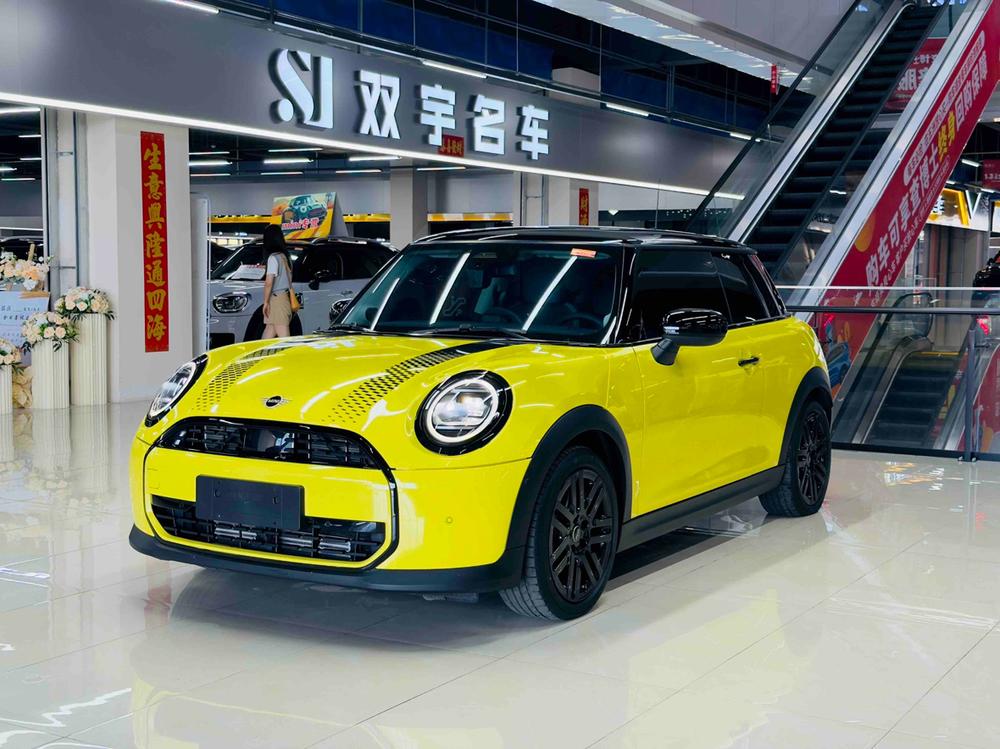 MINI MINI 2025 1.5T COOPER three-door version classic style