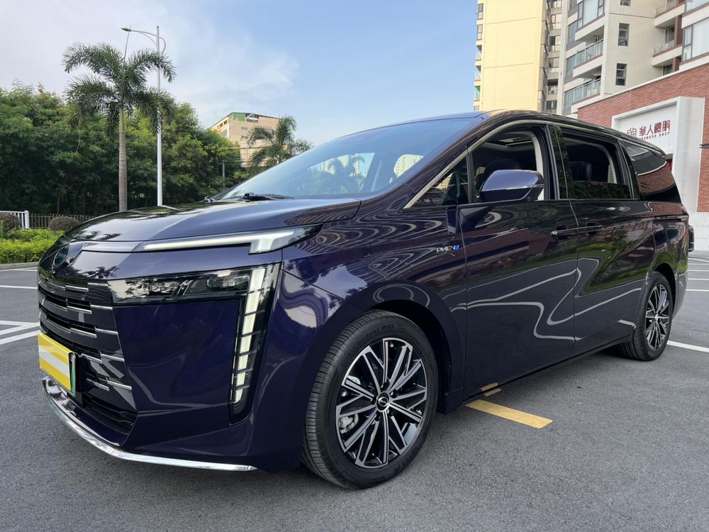 GAC Trumpchi E8 PHEV 2024 2.0ATK 150km MAX version