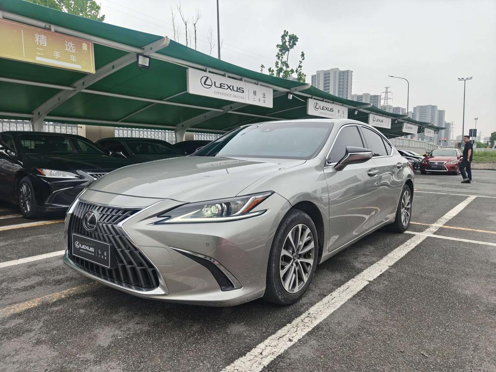 Lexus Lexus ES 2022 200 Excellence Edition