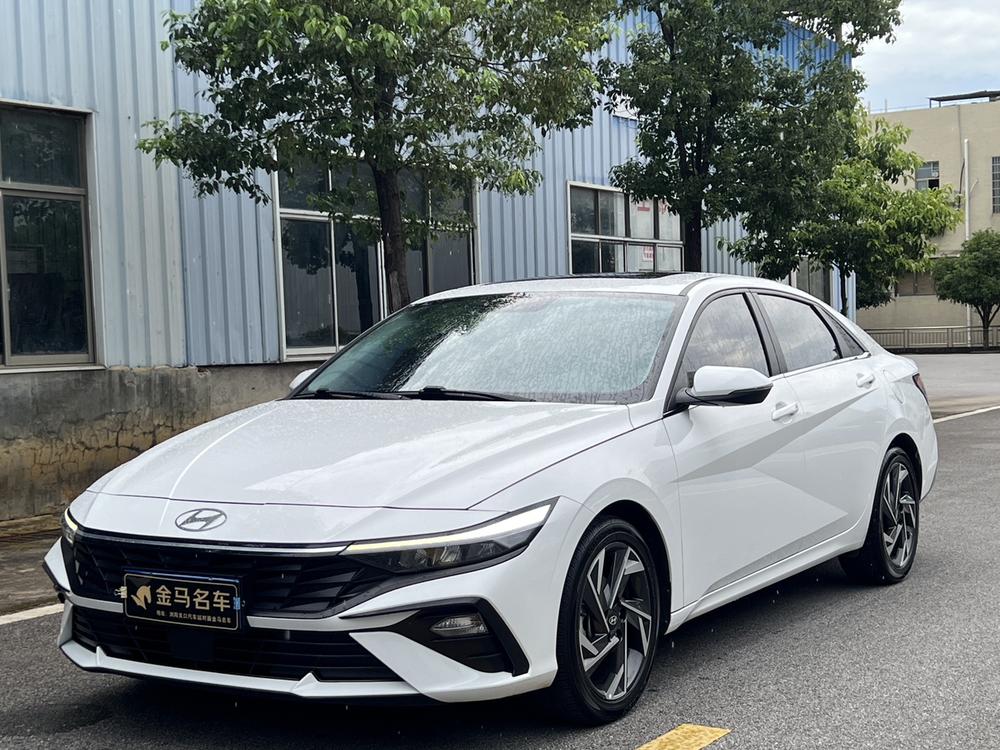 Hyundai Elantra 2023 1.5L CVT GLX Elite Edition
