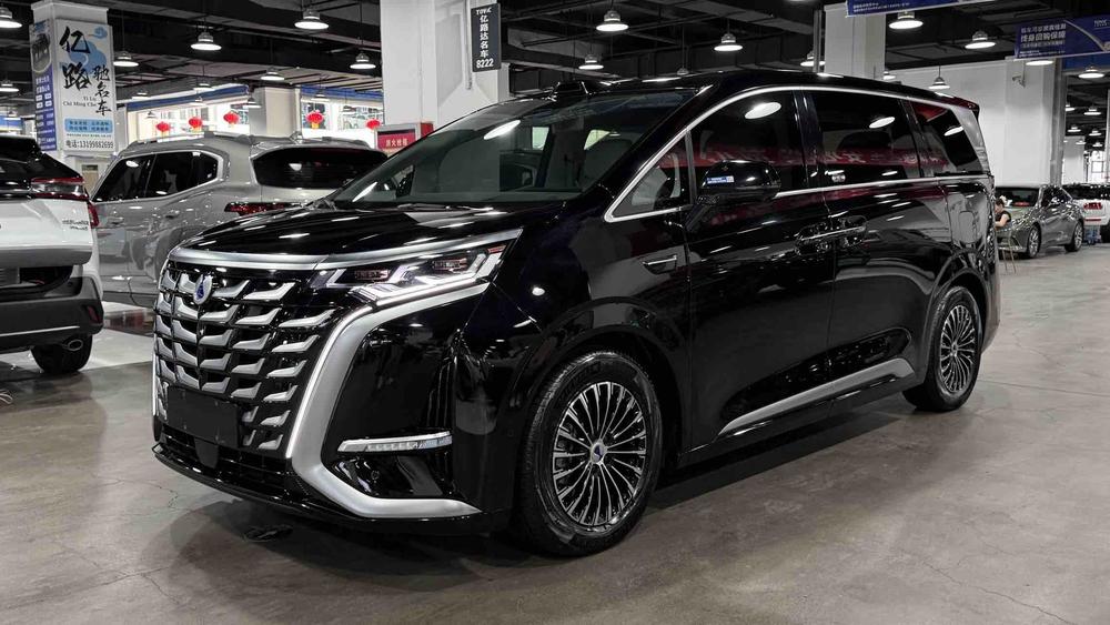 Denza_Motors Denza D9 DM 2025 smart driving version 1020 four-wheel drive exclusive model