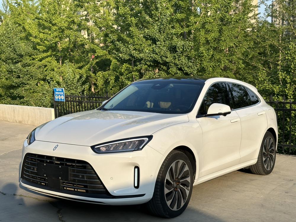 Cyrus_Automobiles Wenjie M5 2022 extended range four-wheel drive performance version