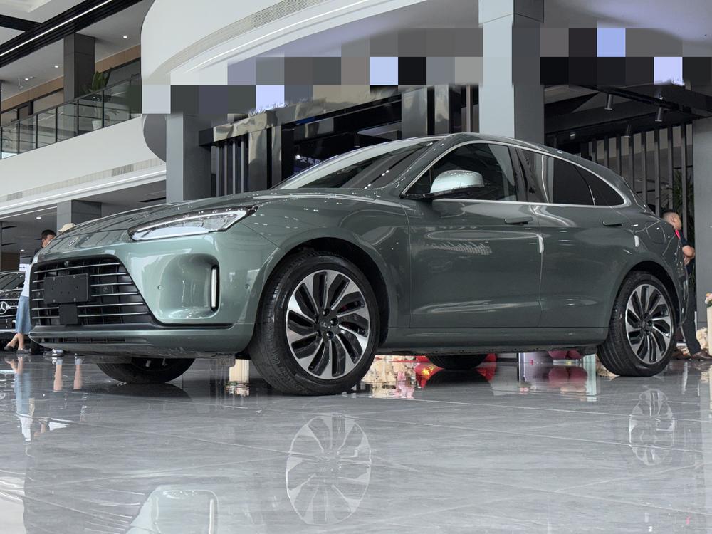 Cyrus_Automobiles Wenjie M5 2022 extended range four-wheel drive ultimate version