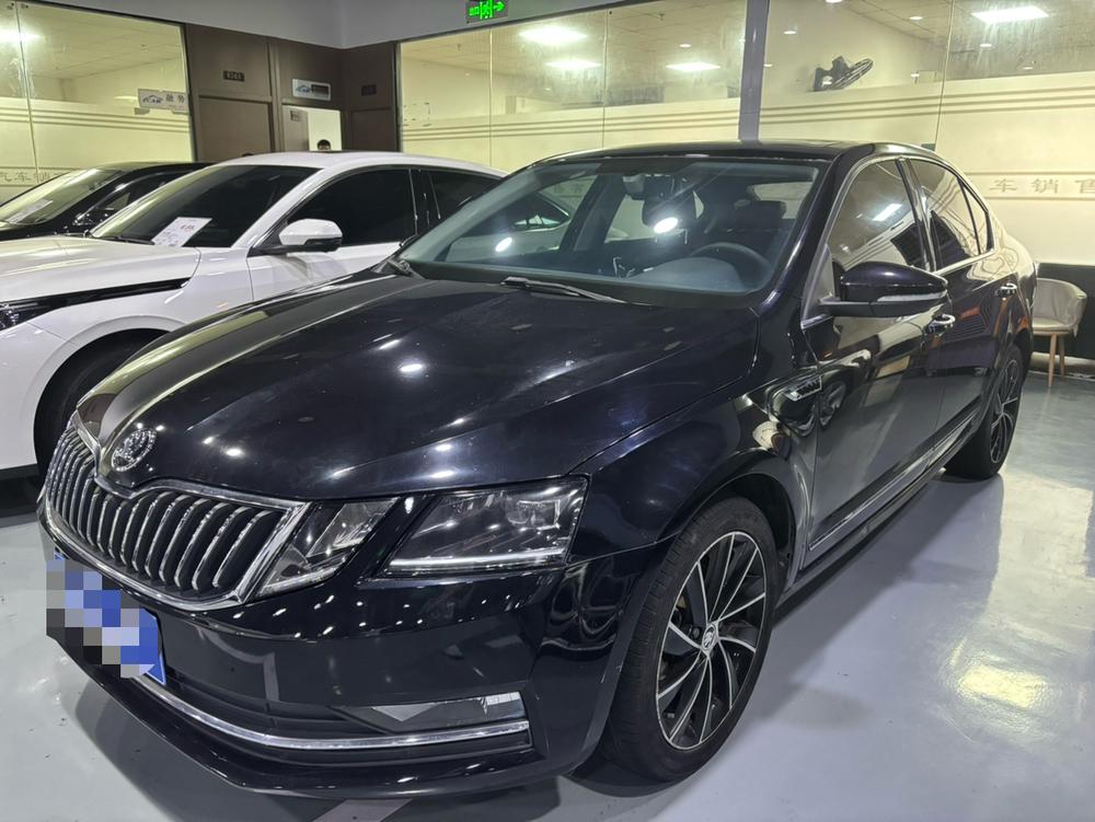Skoda Octavia 2019 TSI280 DSG Smart Deluxe Edition National VI