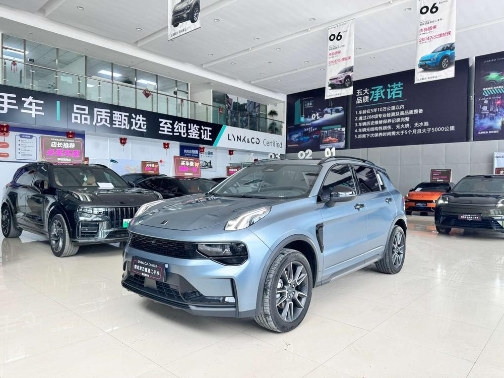 Lynk_&_Co Lynk & Co 01 2025 2.0TD two-wheel drive refreshed Pro version