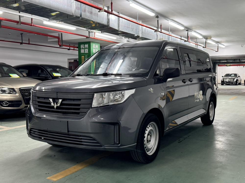 Wuling Wuling Zhengcheng 2021 1.5T manual comfort model
