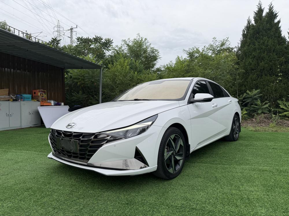 Hyundai Elantra 2022 1.5L CVT GLX Elite Edition