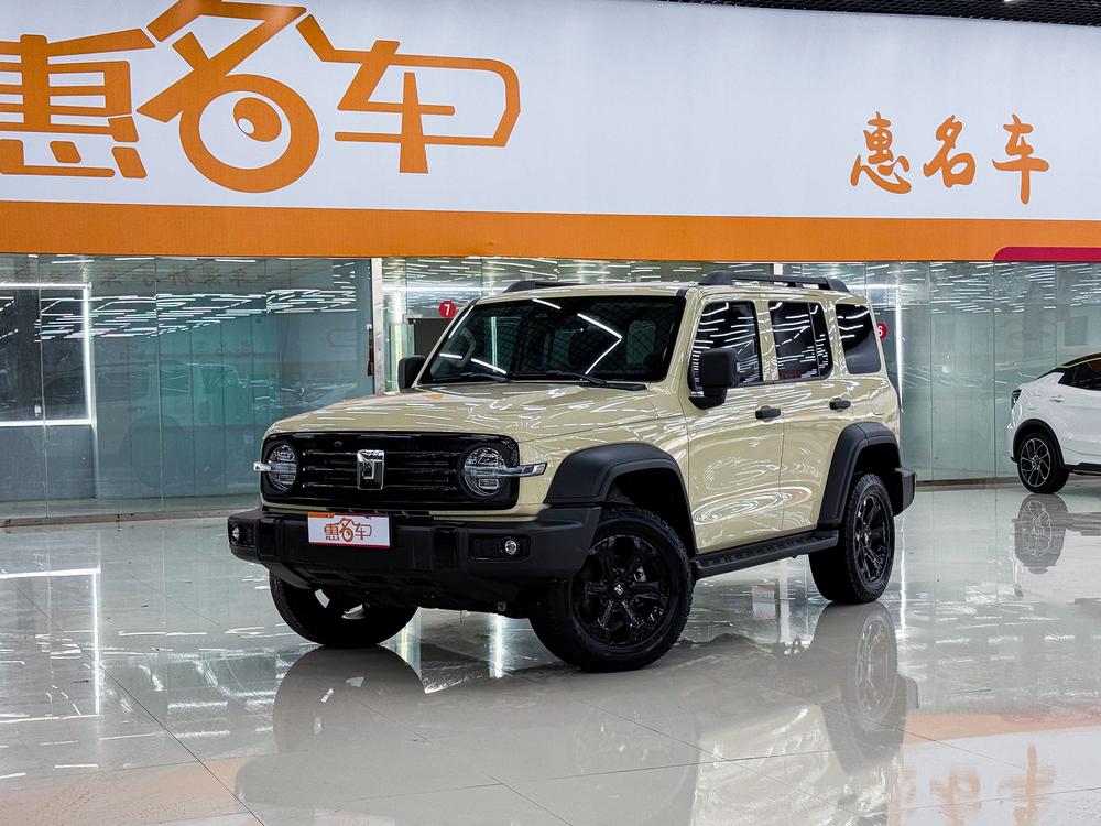 Great_Wall_Motors Tank 300 2025 2.4T diesel version