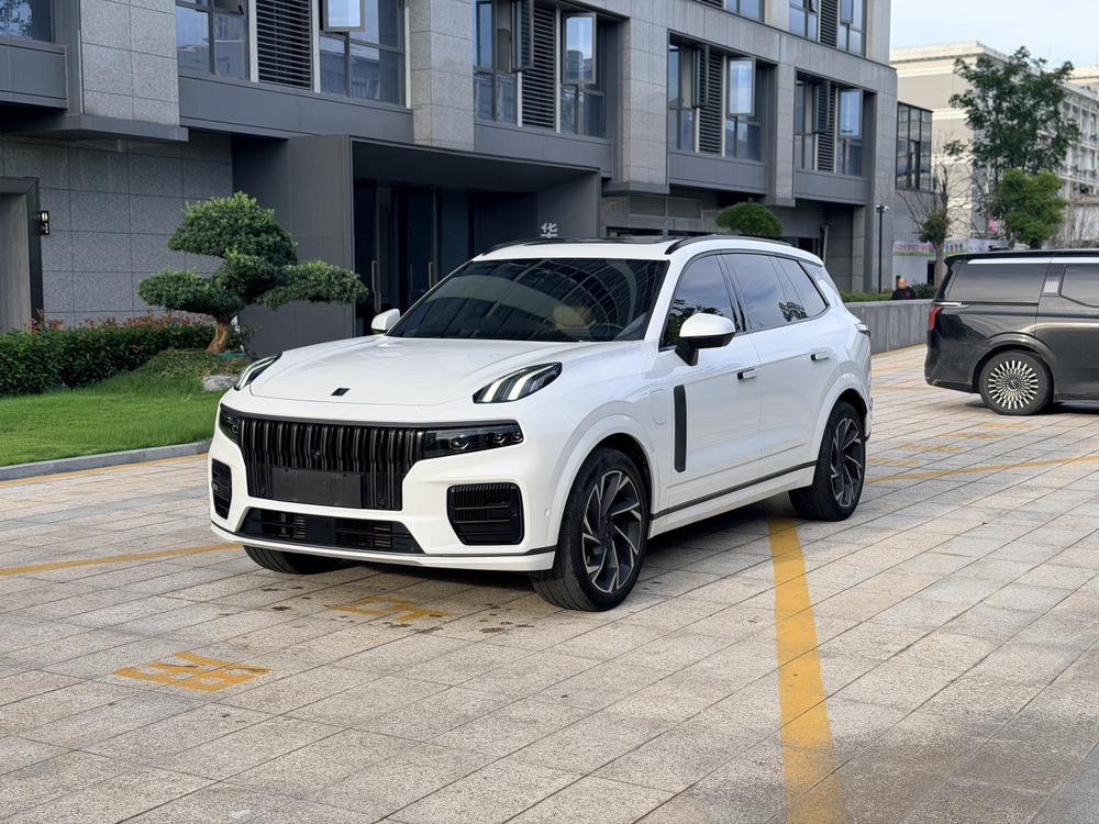 Lynk_&_Co Lynk & Co 09 EM-P 2021 2.0TD Performance Edition Six-Seater Halo