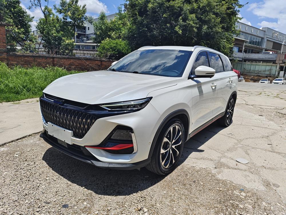 Changan Changan Auchan X7 PLUS 2023 Changxiang Edition 1.5T automatic intelligent enjoyment type 7 seats
