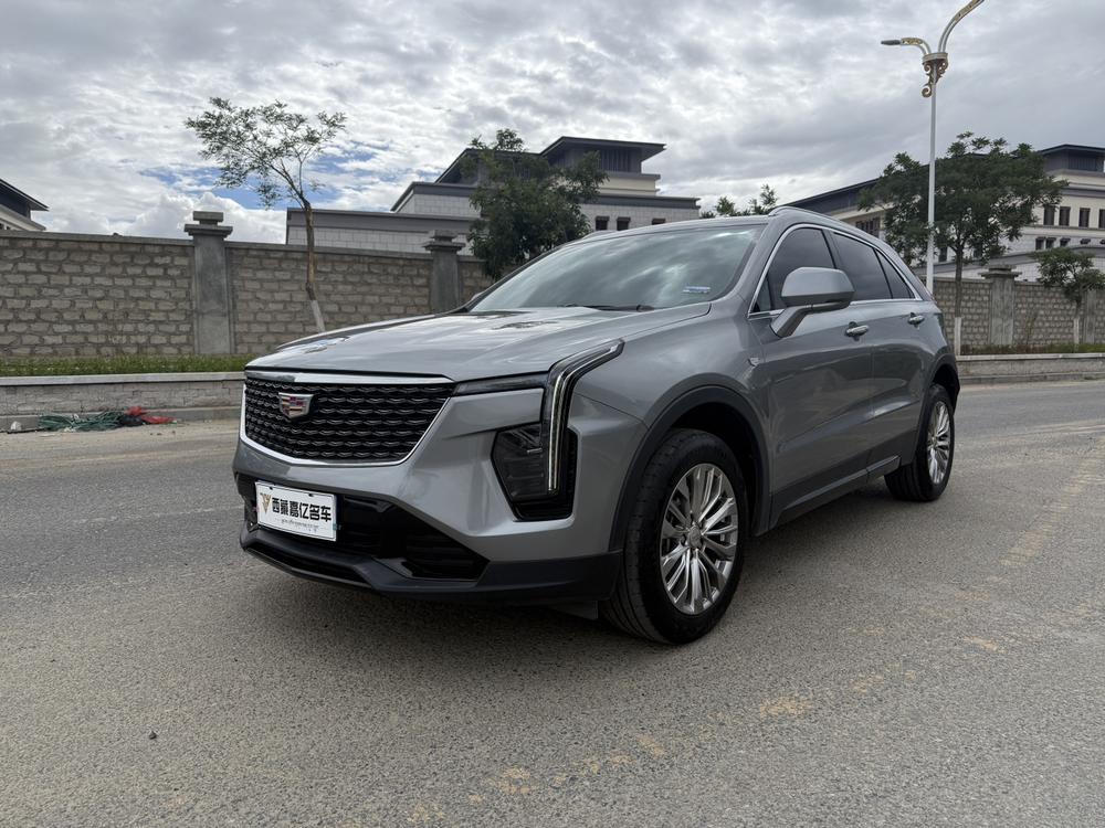 SAIC-GM_Cadillac Cadillac XT4 2024 28T two-wheel drive luxury model